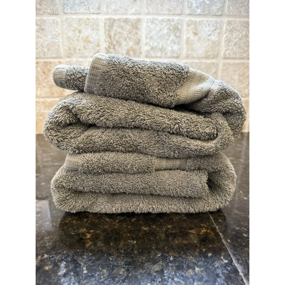 Grey Ralph Lauren Large Bath Towel Set of Two 52x31 *flaw/stain*
